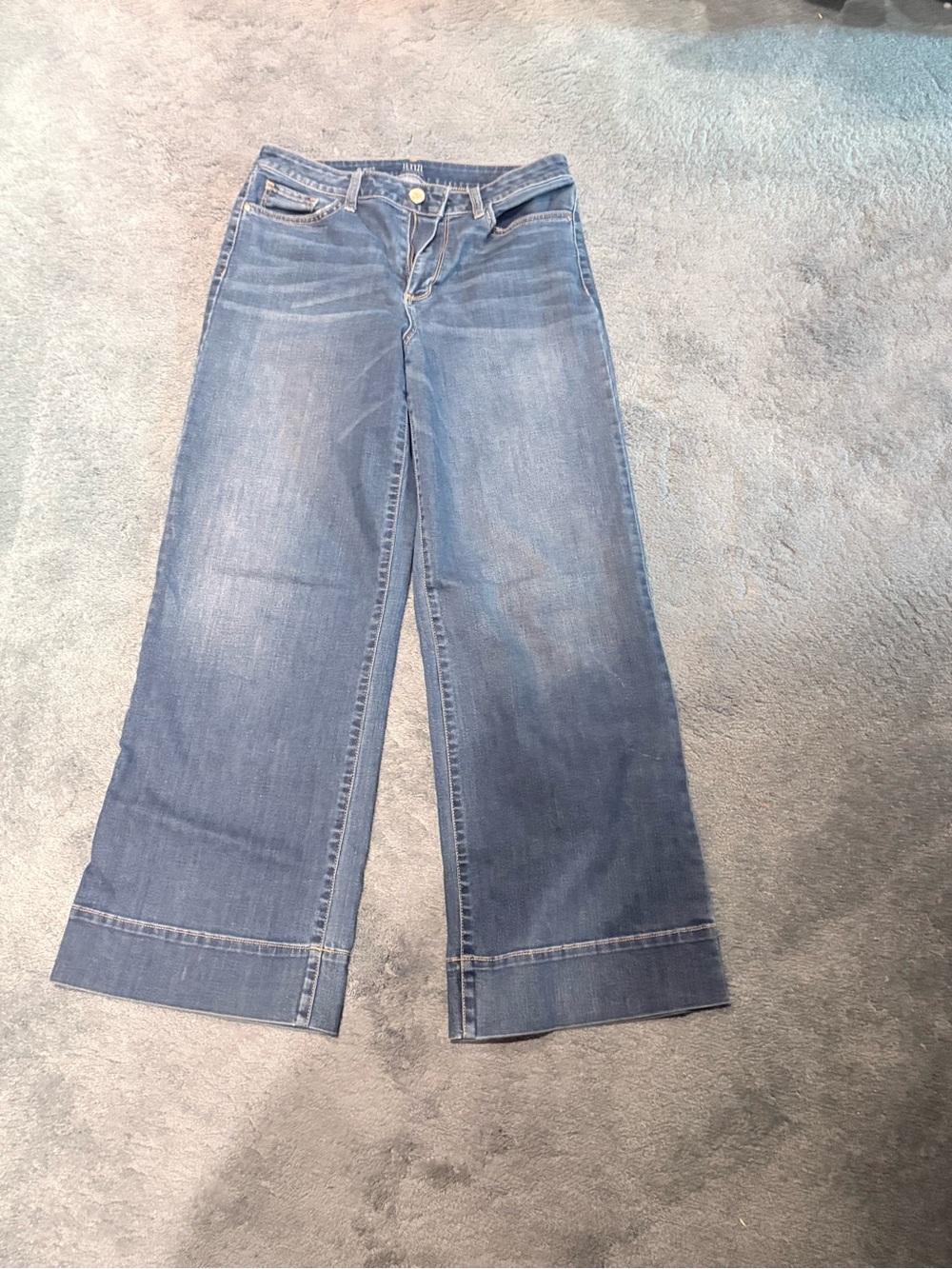 a.n.a Wide Leg Cropped Blue Denim Jeans